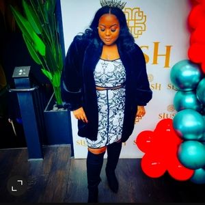 Meet your Posher, Tia